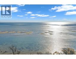 332 Heritage Road, Kingsville, ON  Photo 44