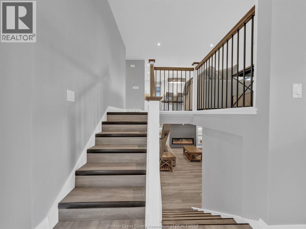 332 Heritage ROAD - 23
