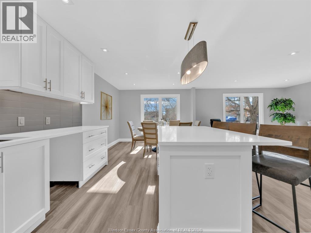 332 Heritage ROAD - 9