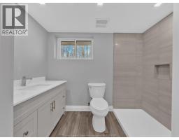 332 Heritage Road, Kingsville, ON  Photo 28
