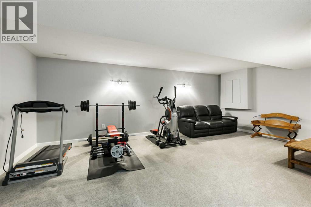 11 Strathmore Lakes Crescent - 30