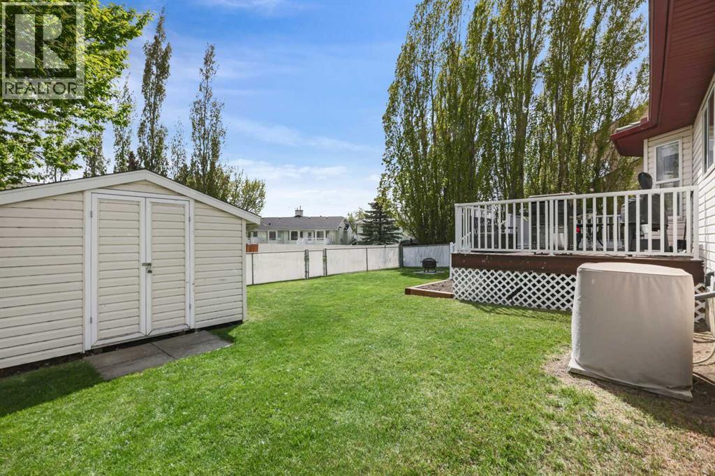 11 Strathmore Lakes Crescent - 37