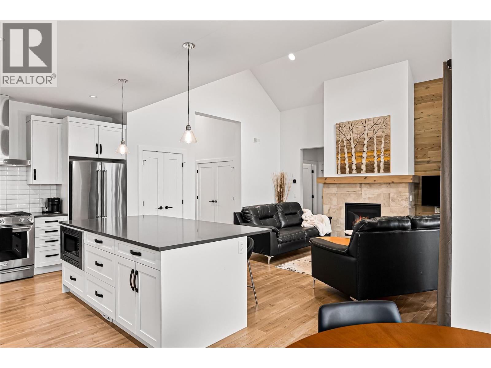 209 Ashcroft Place - 9