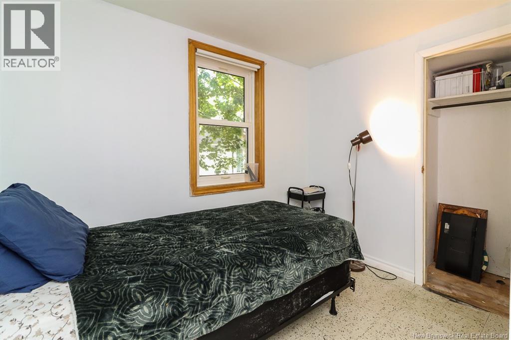 13 Clark Road - 12