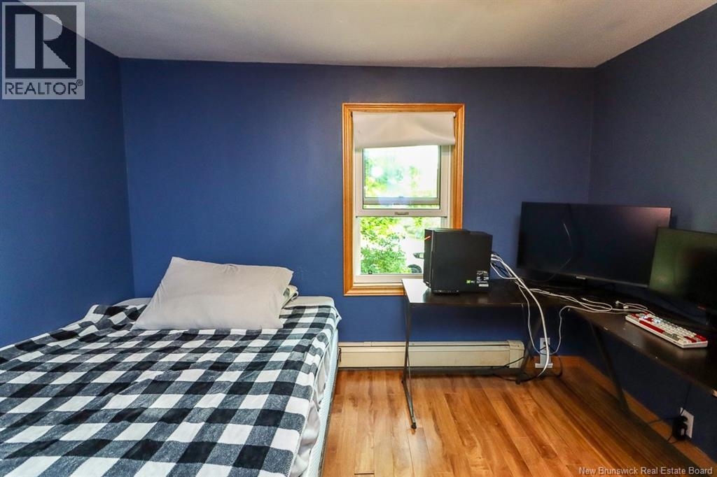 13 Clark Road - 9