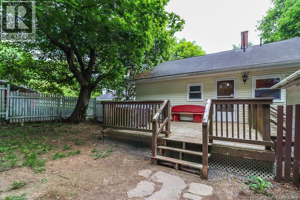 13 Clark Road - 40