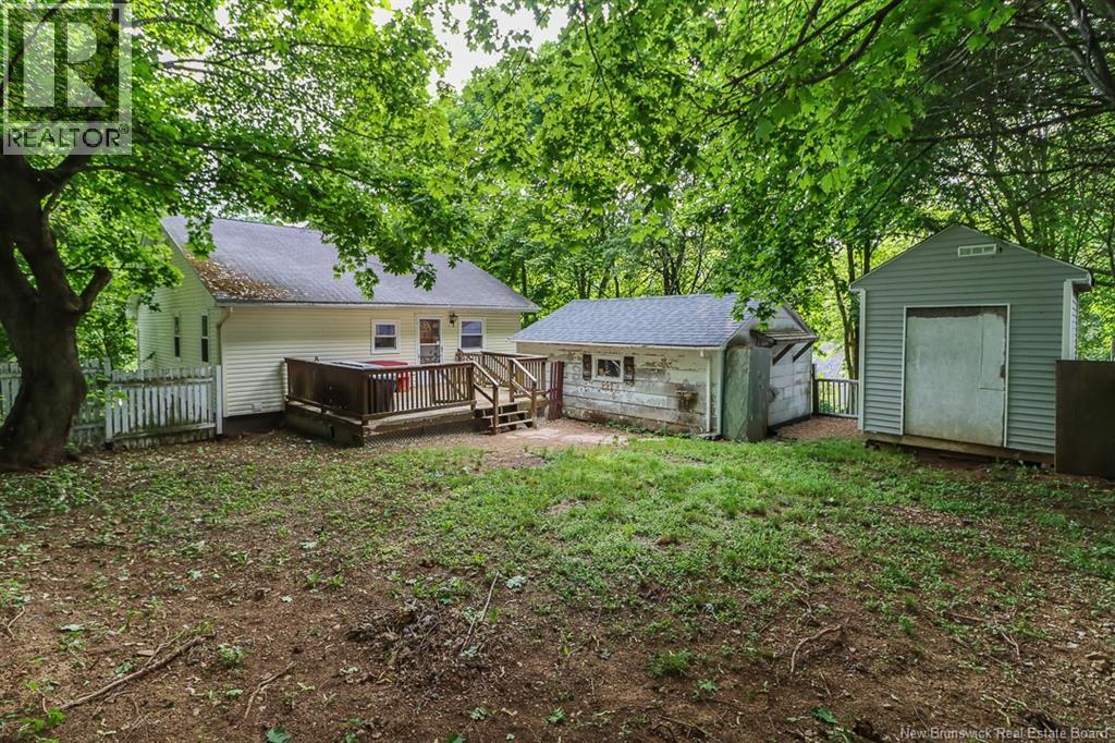 13 Clark Road - 43