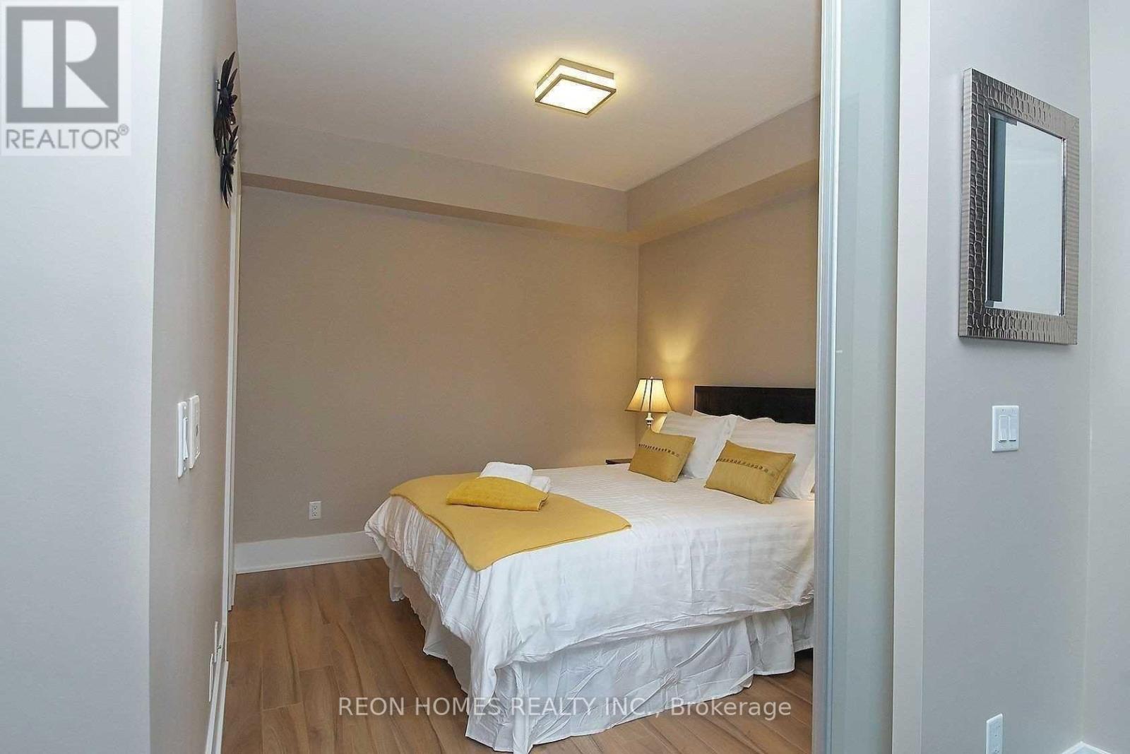 #2009 300 FRONT STREET - 11