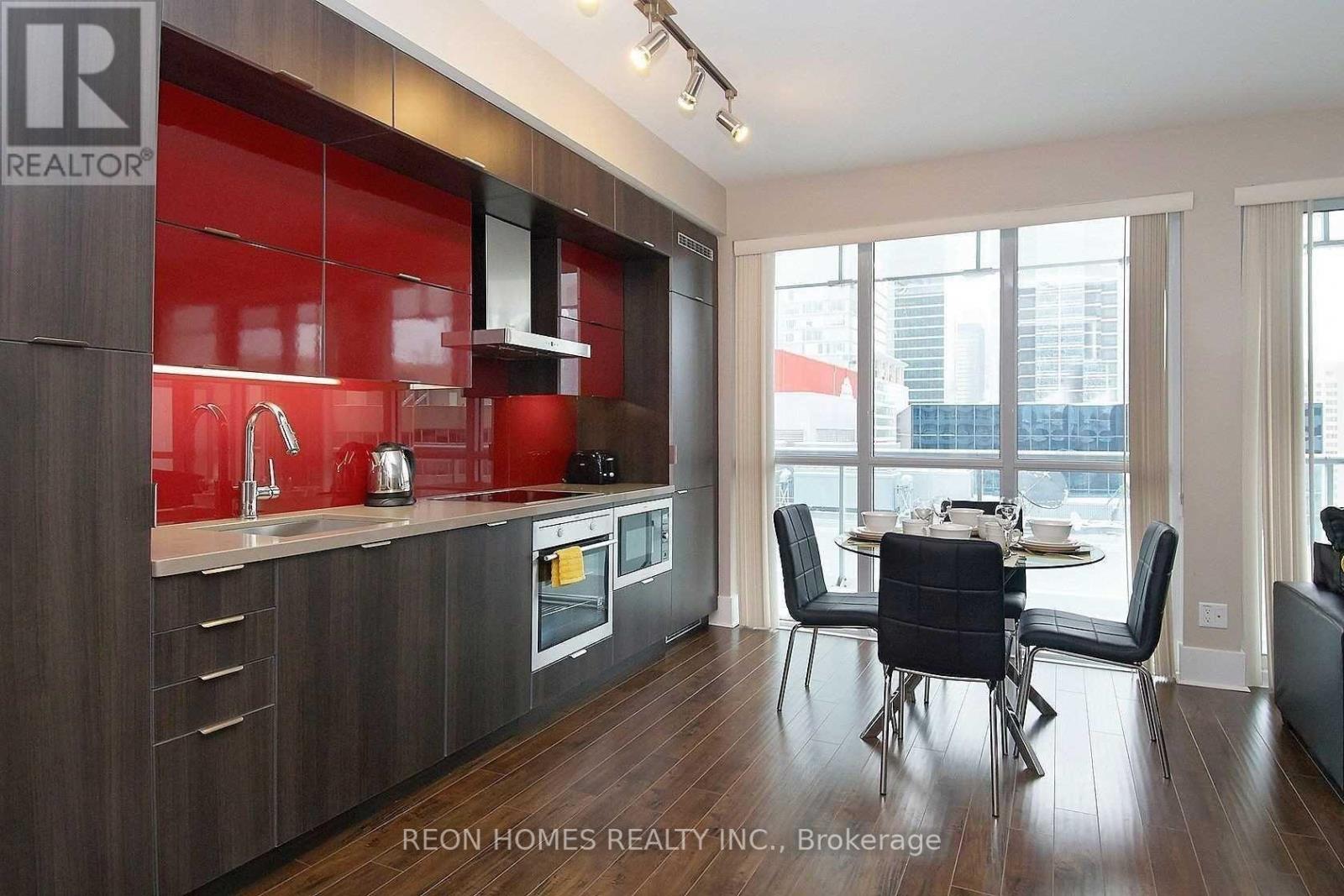 #2009 300 FRONT STREET - 6