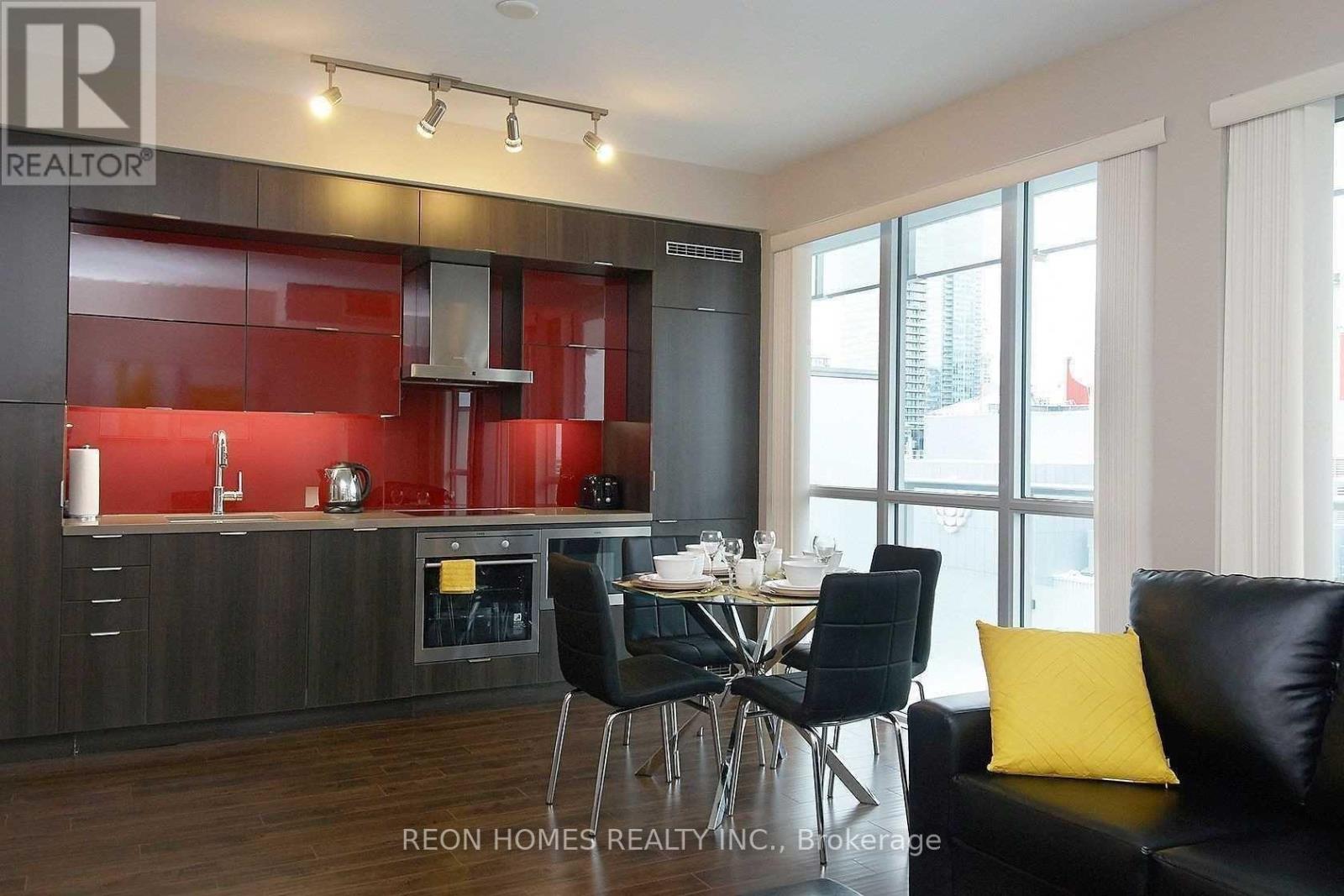 #2009 300 FRONT STREET - 7