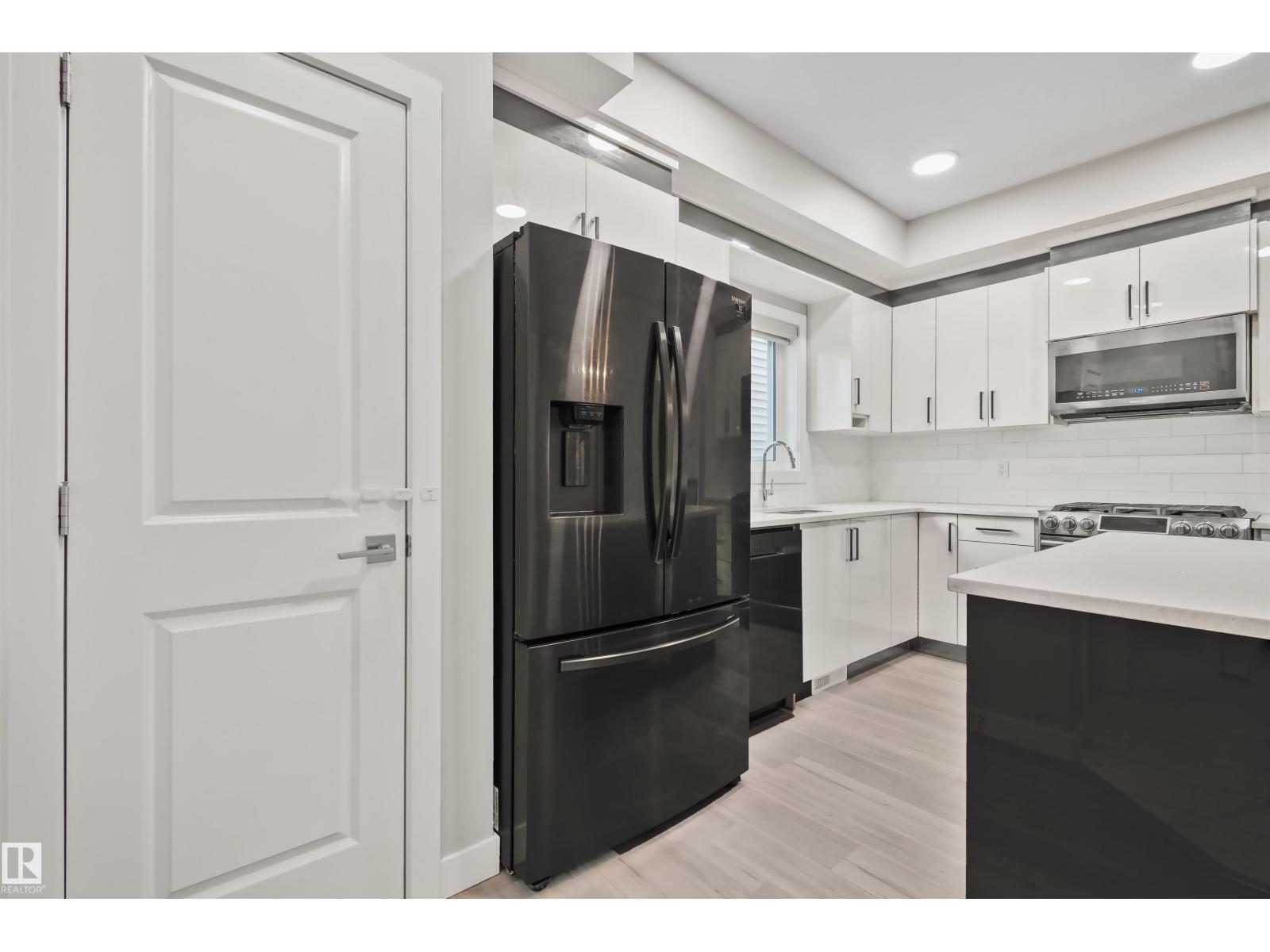 383 CHARLESWORTH DR SW - 15