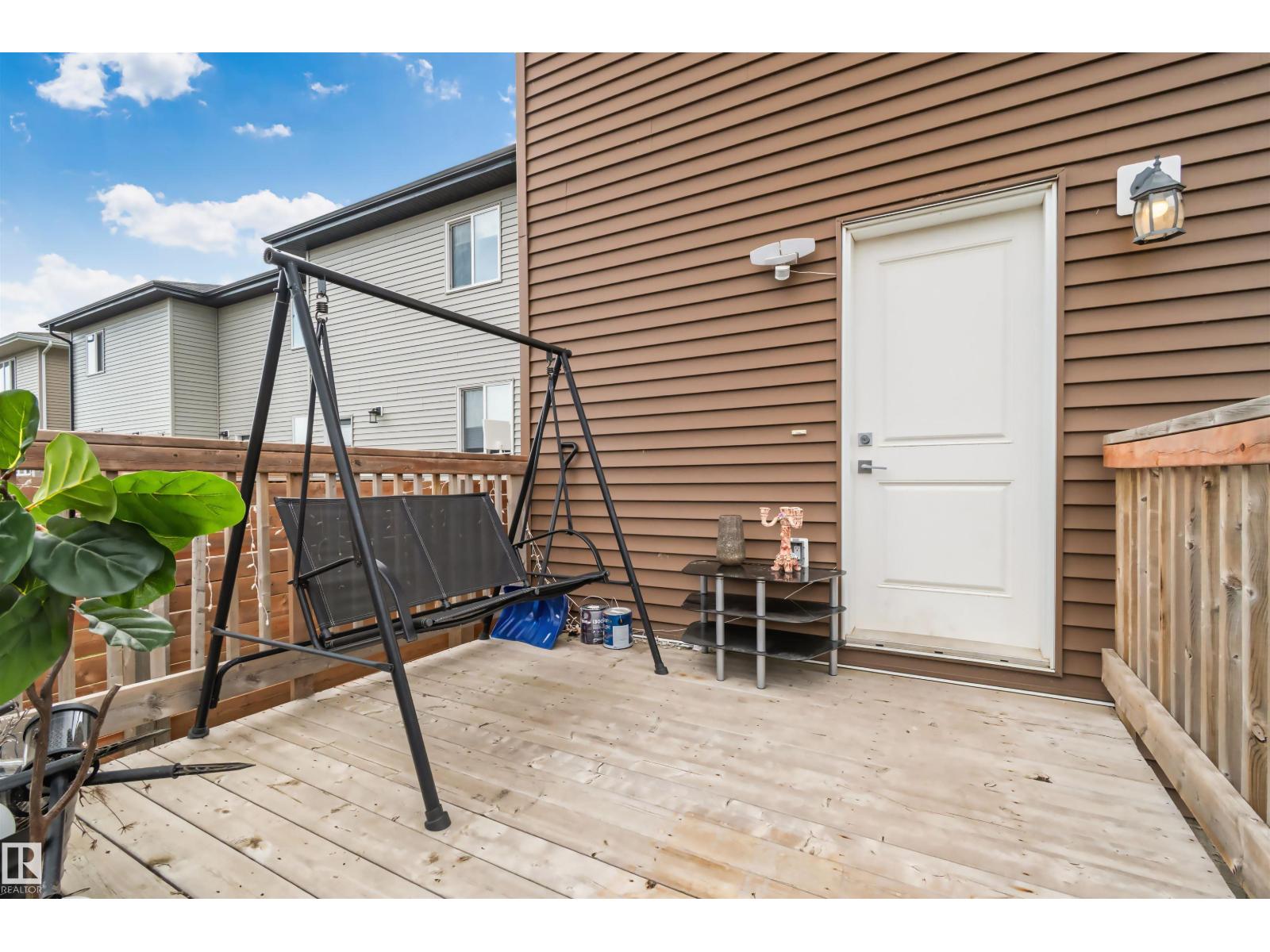383 CHARLESWORTH DR SW - 39
