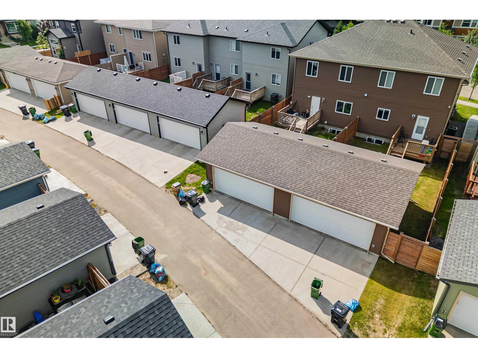 383 CHARLESWORTH DR SW - 48