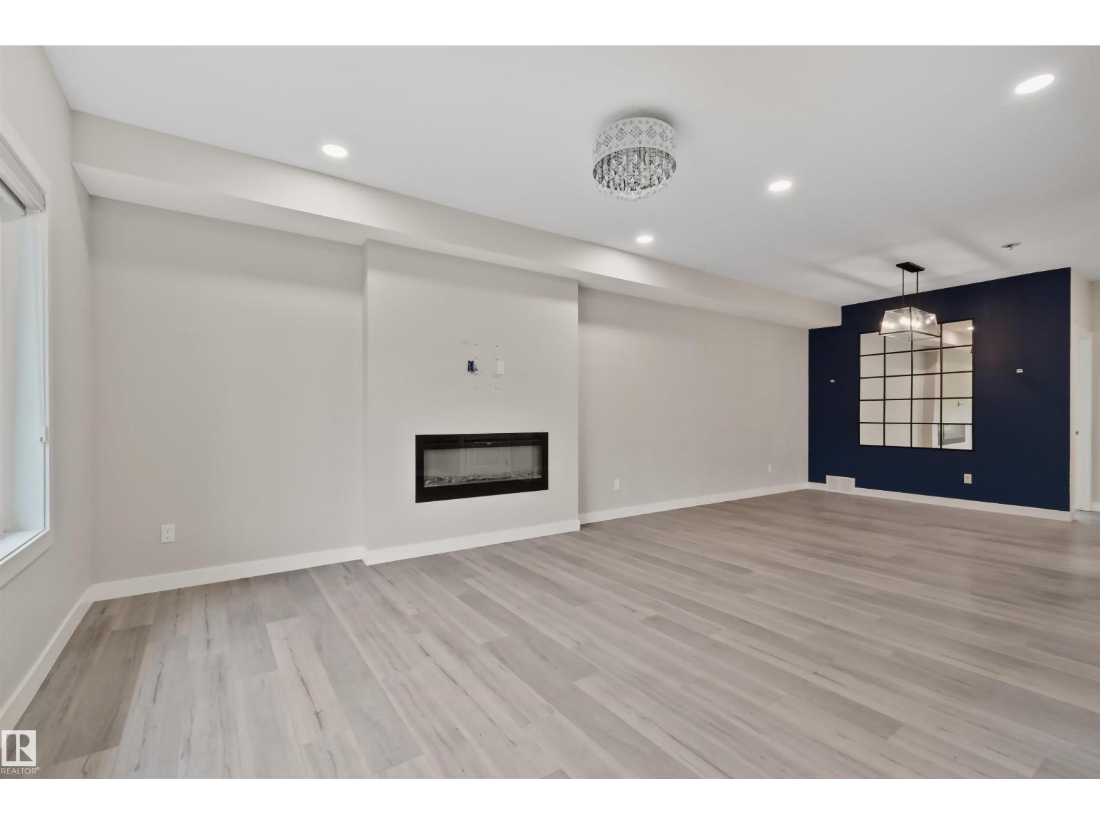 383 CHARLESWORTH DR SW - 5