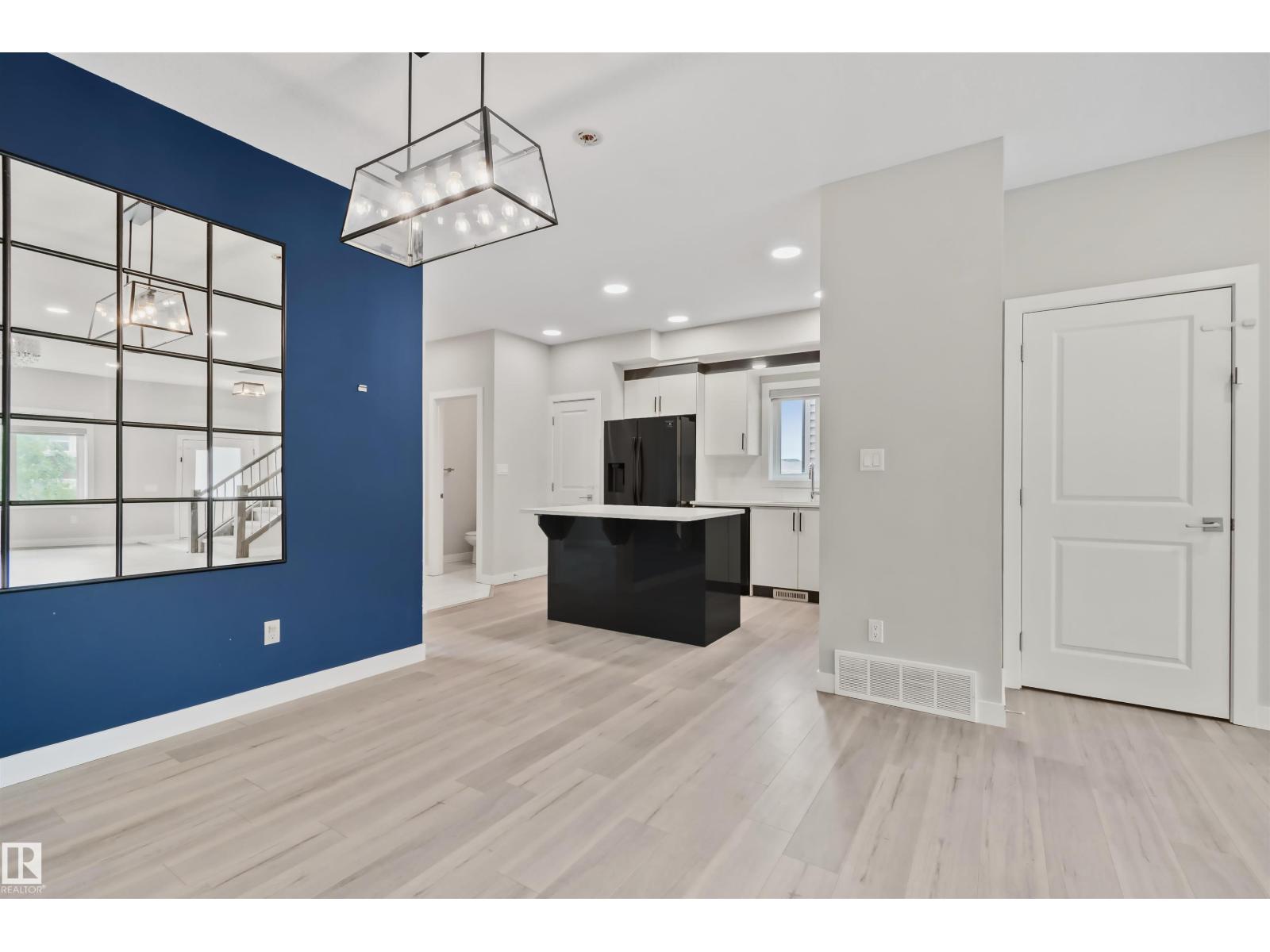 383 CHARLESWORTH DR SW - 9
