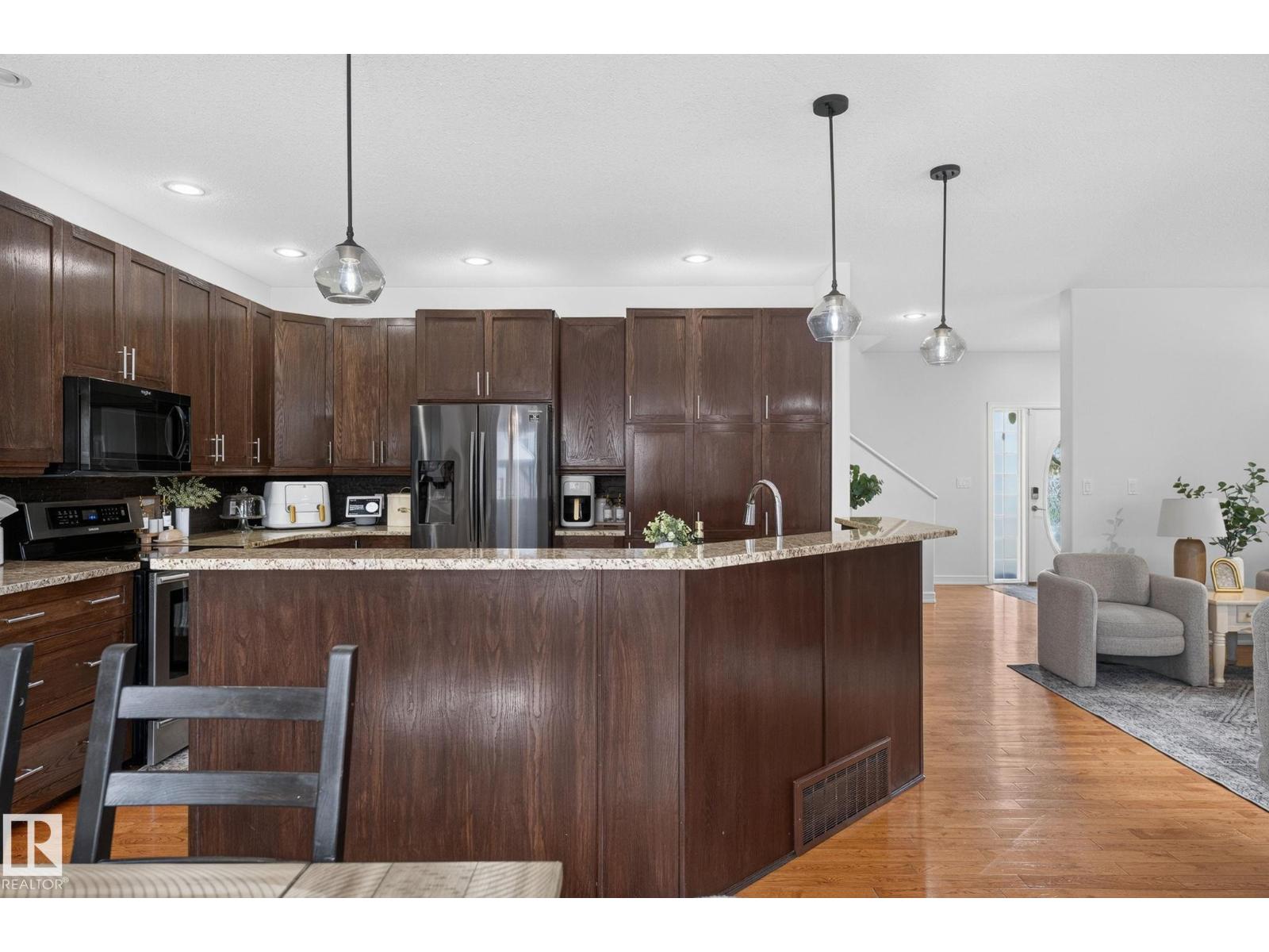 49 ACADIAN WD — photo 18