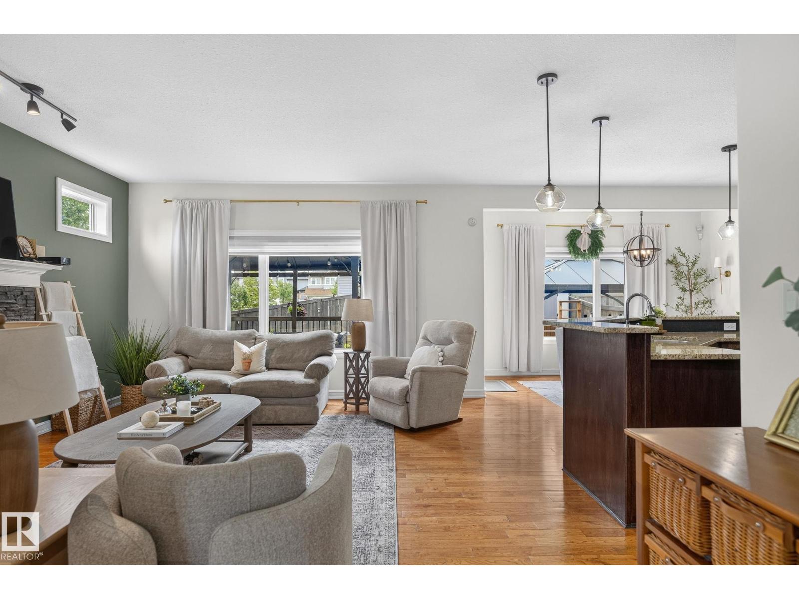 49 ACADIAN WD — photo 8