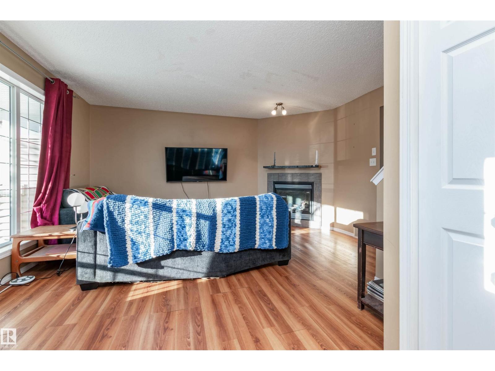 2314 29A AV NW - 6