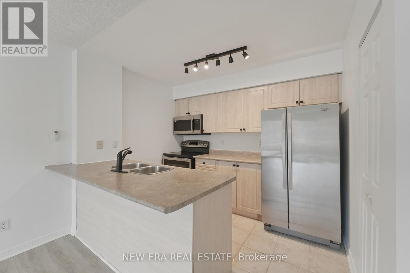 #109 106 ASPEN SPRINGS DRIVE - Image 16