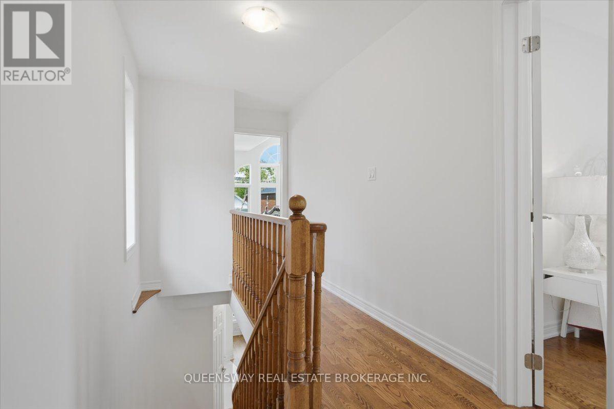 83 FLOYD AVENUE - Image 24