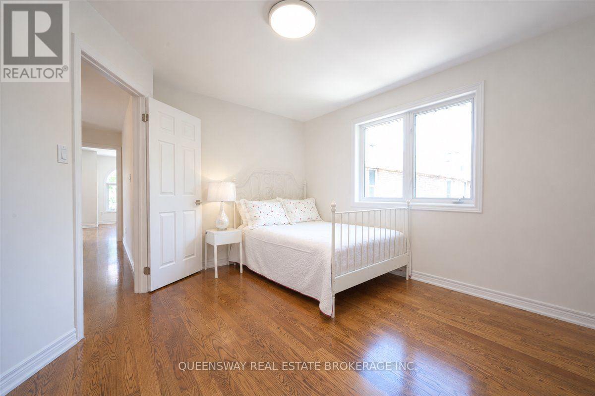 83 FLOYD AVENUE - Image 29