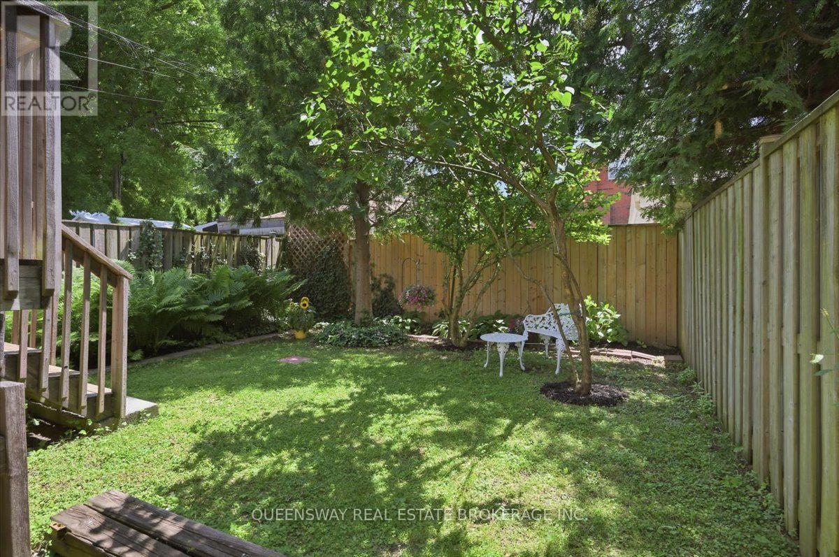 83 FLOYD AVENUE - Image 41