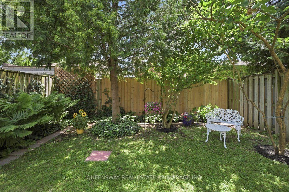 83 FLOYD AVENUE - Image 45