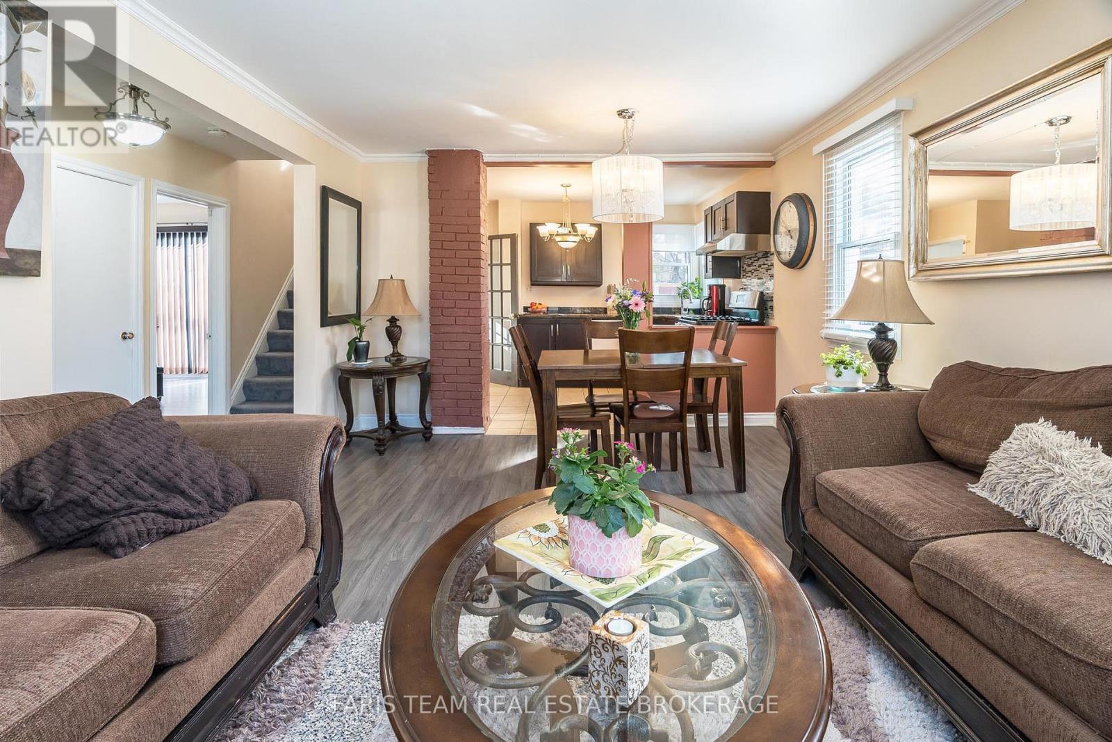 2083 LILAC DRIVE - 10