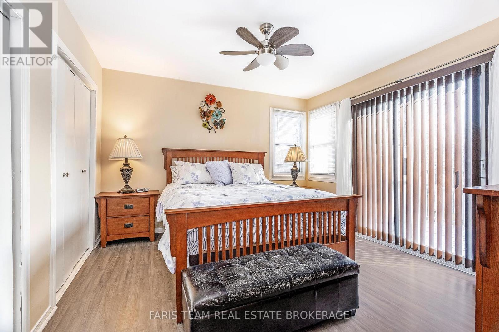 2083 LILAC DRIVE - 11