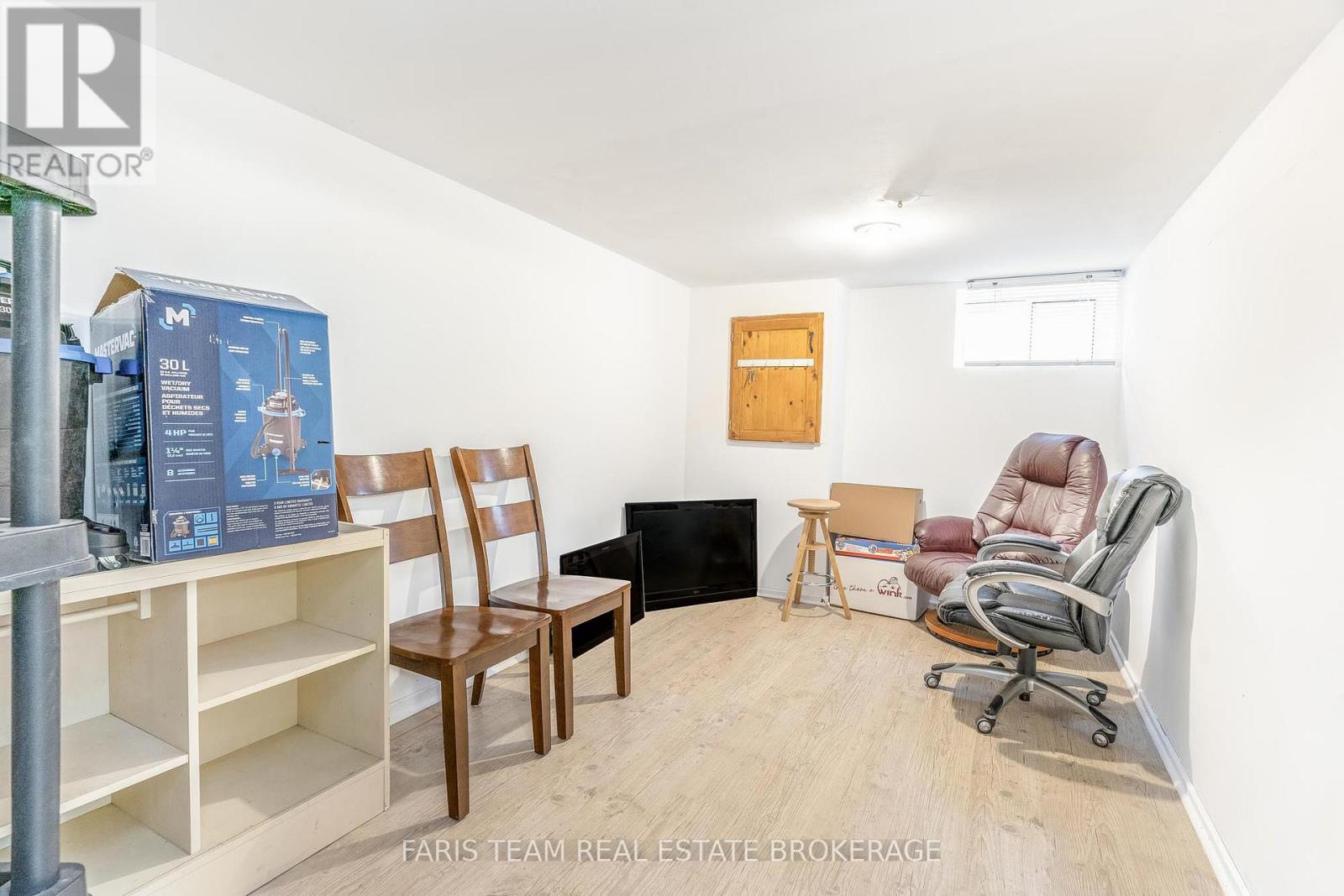 2083 LILAC DRIVE - 19