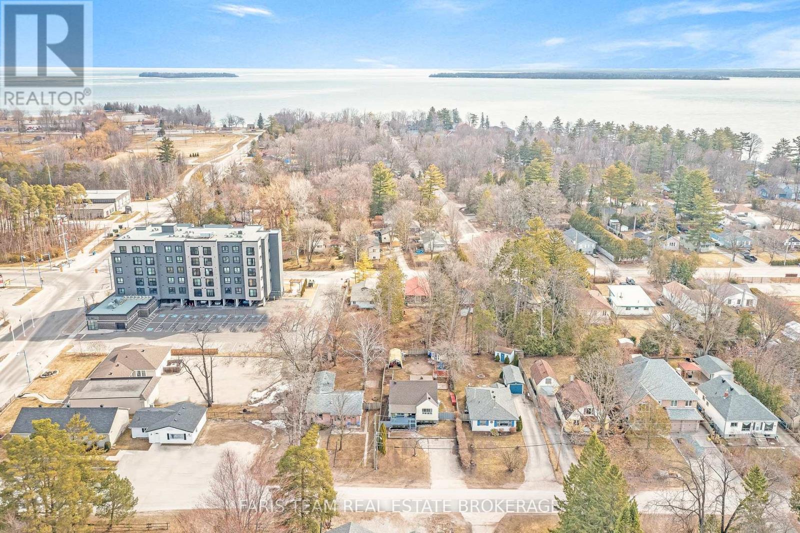 2083 LILAC DRIVE - 27