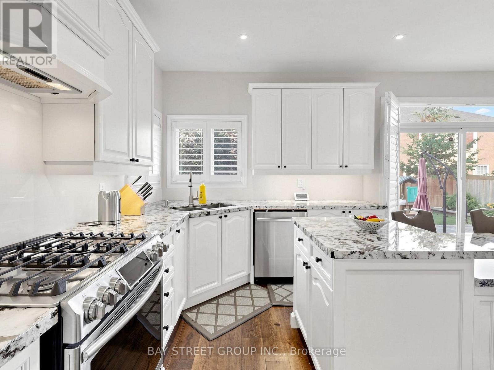 27 WAGON WHEEL CRESCENT - Image 10