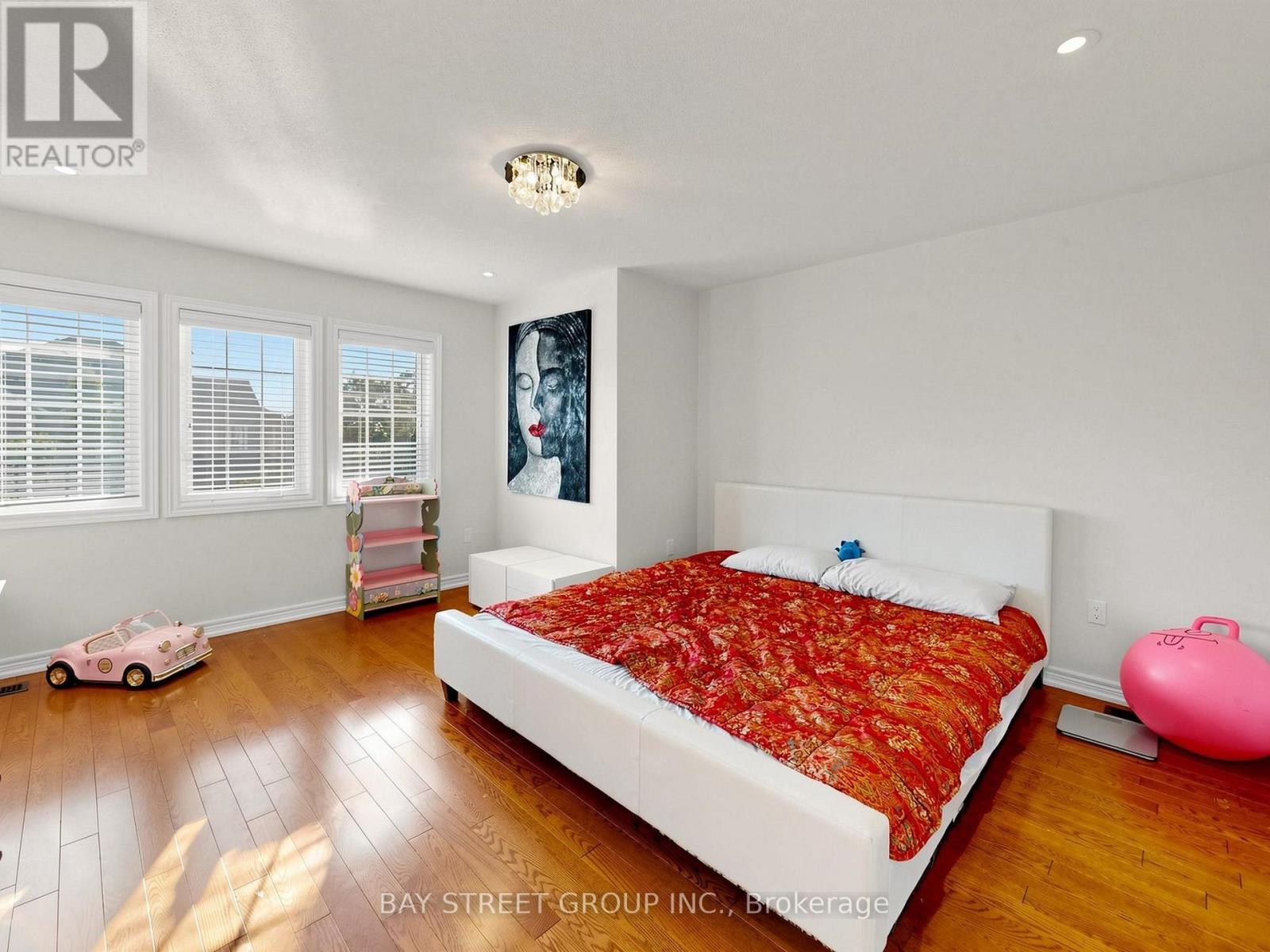 27 WAGON WHEEL CRESCENT - Image 20