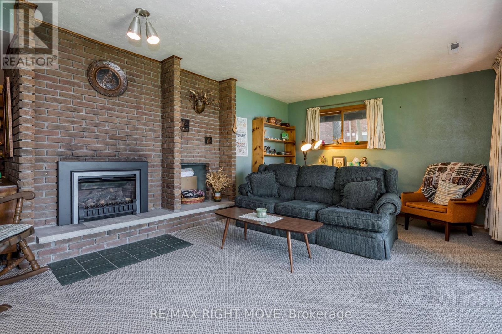 5498 FAWN BAY ROAD - 18
