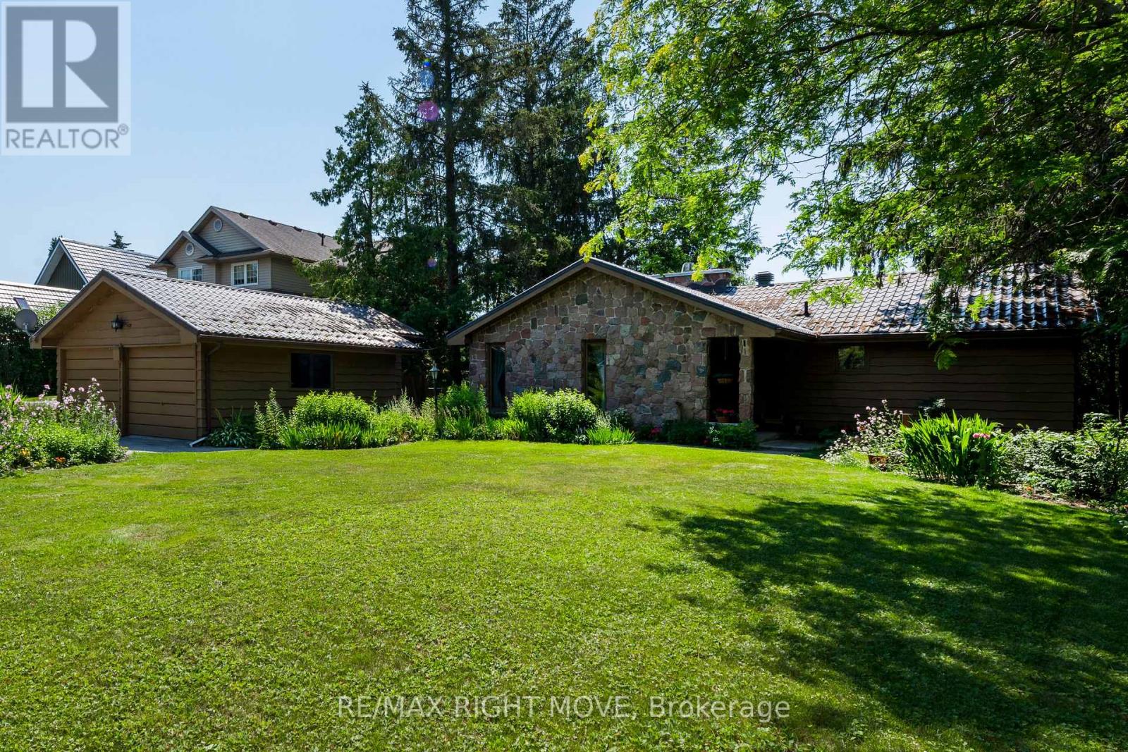 5498 FAWN BAY ROAD - 36