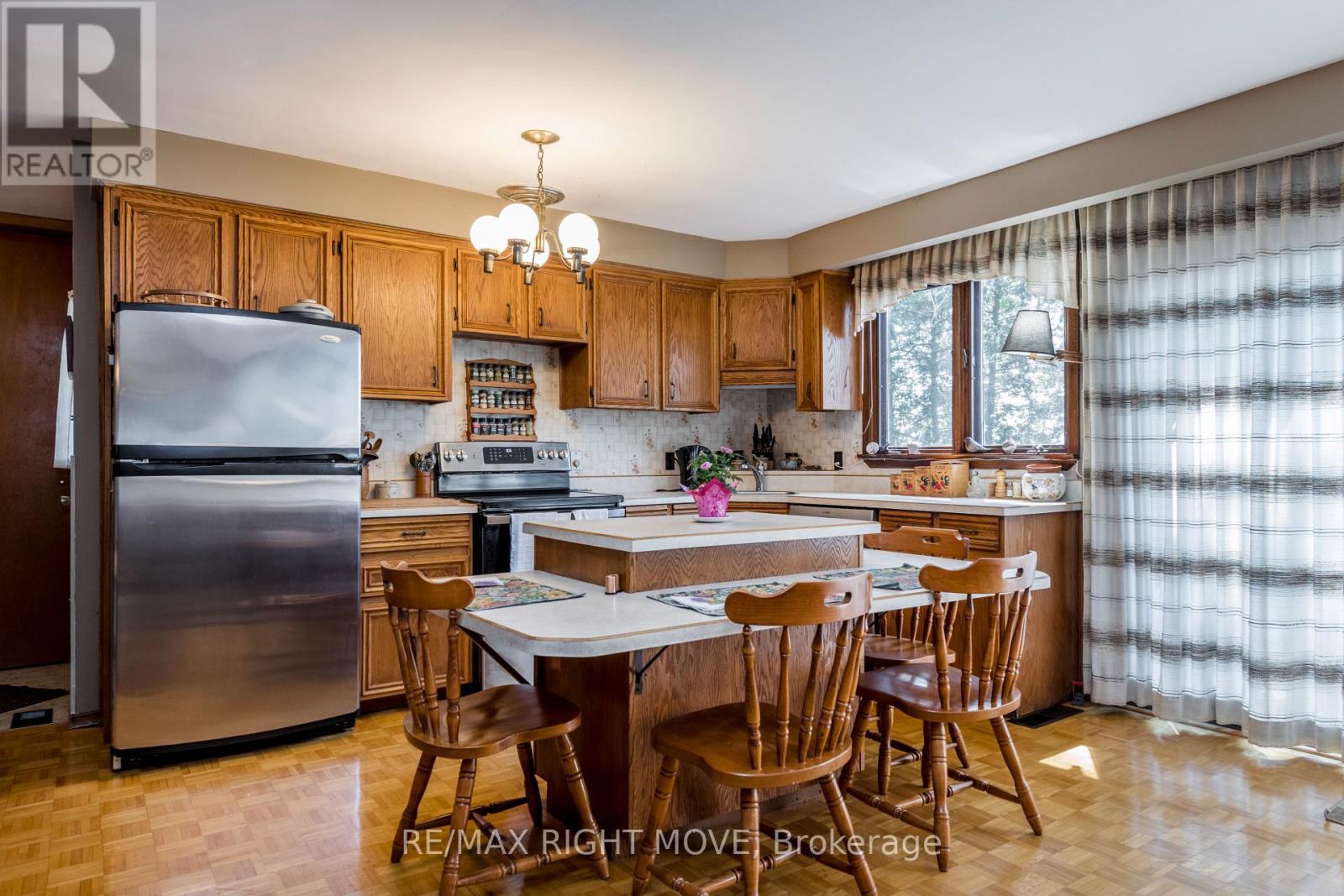 5498 FAWN BAY ROAD - 8