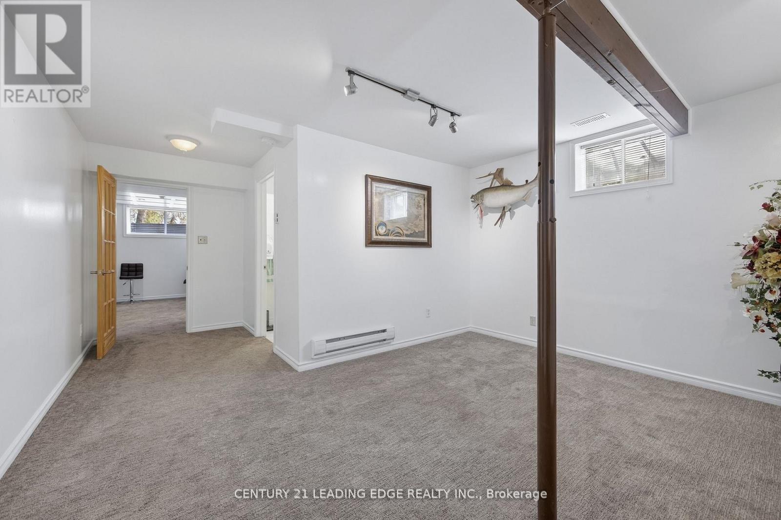 17 SANDLEWOOD TRAIL - 34