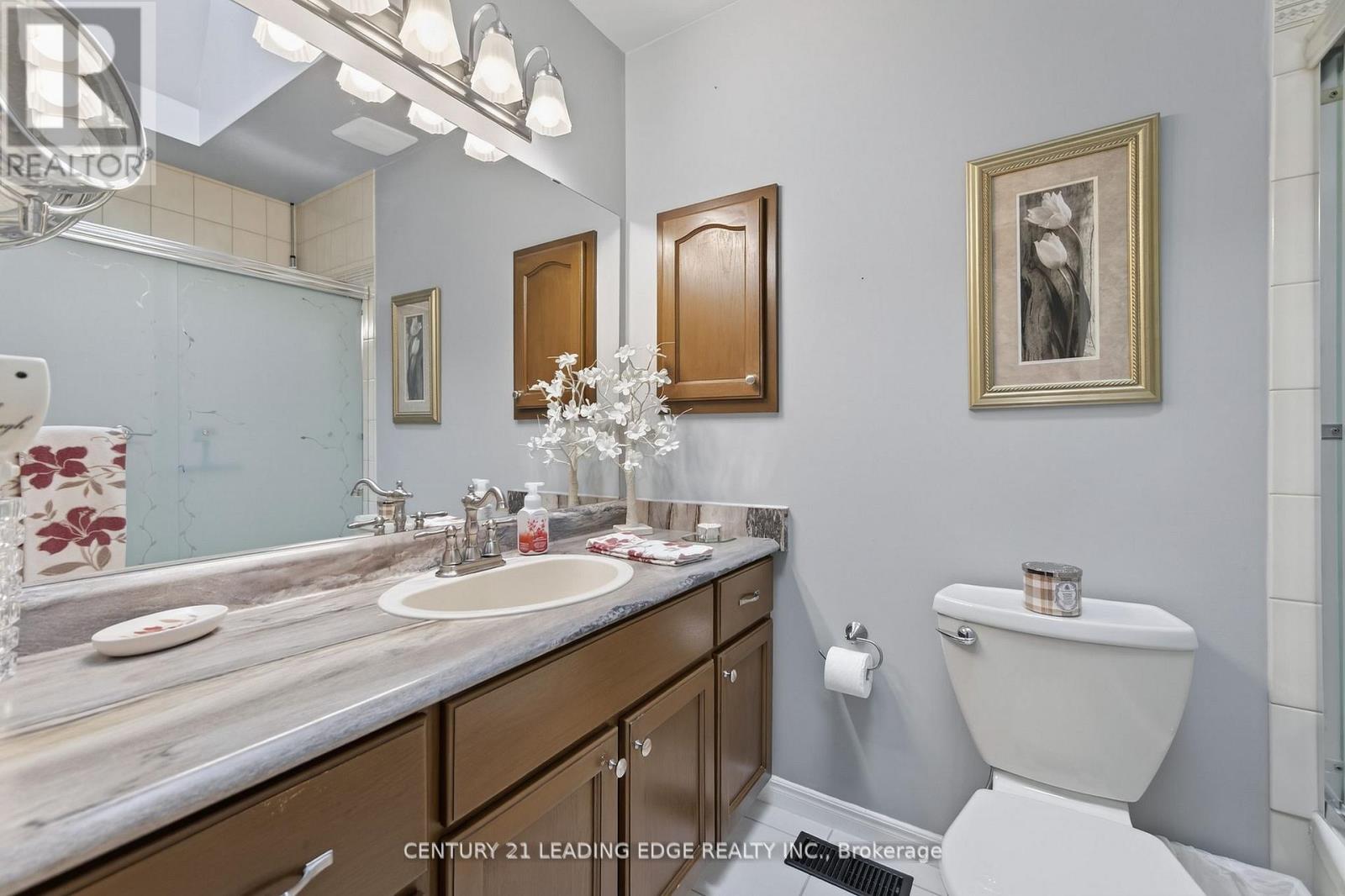 17 SANDLEWOOD TRAIL - 32