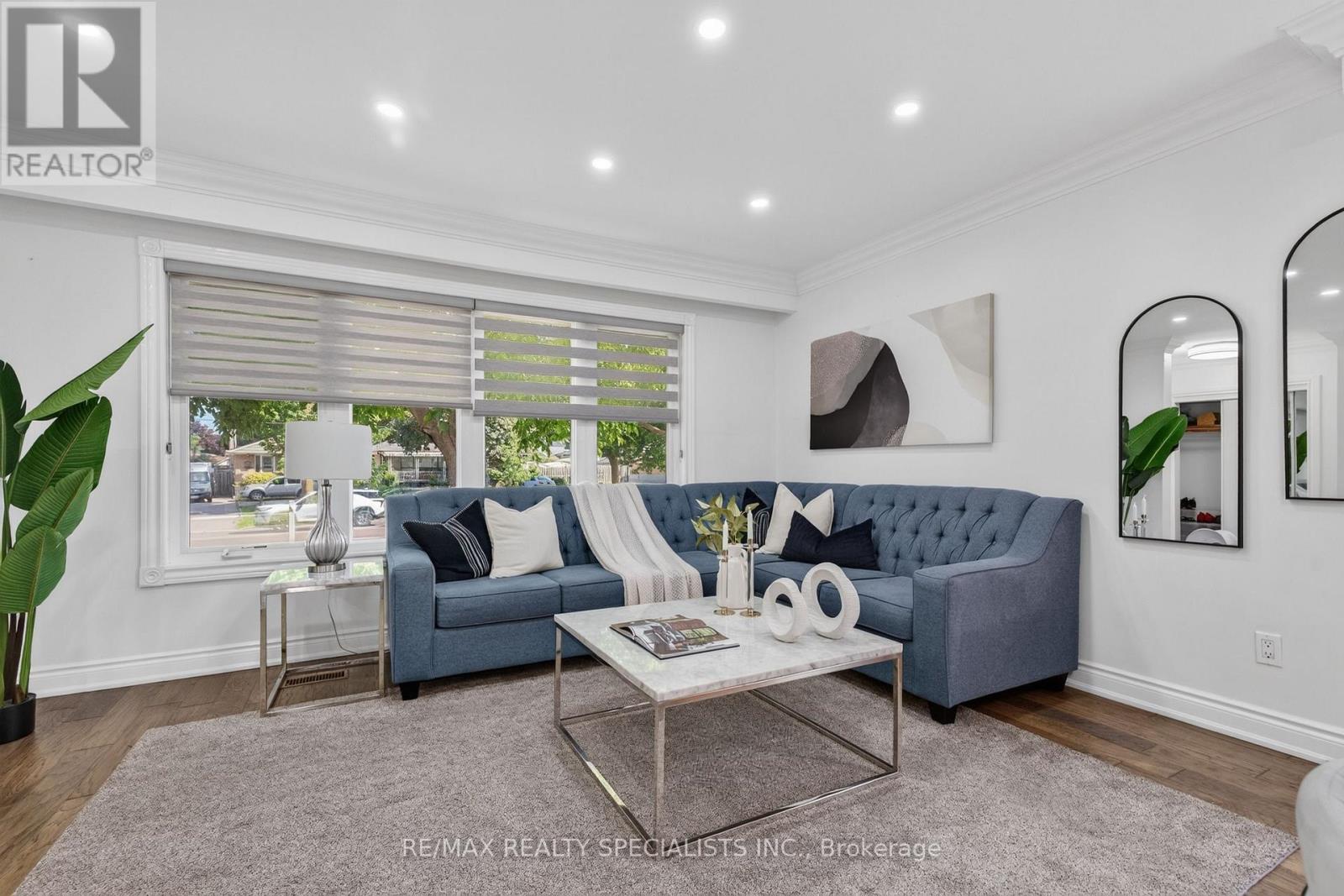 94 ERINGATE DRIVE - Image 11