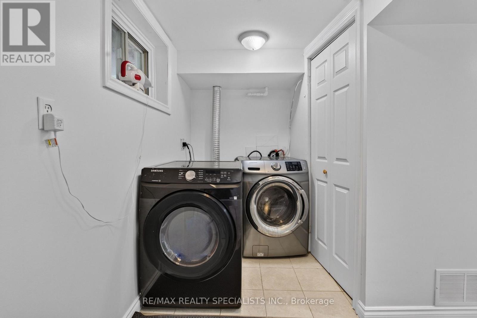 94 ERINGATE DRIVE - Image 34