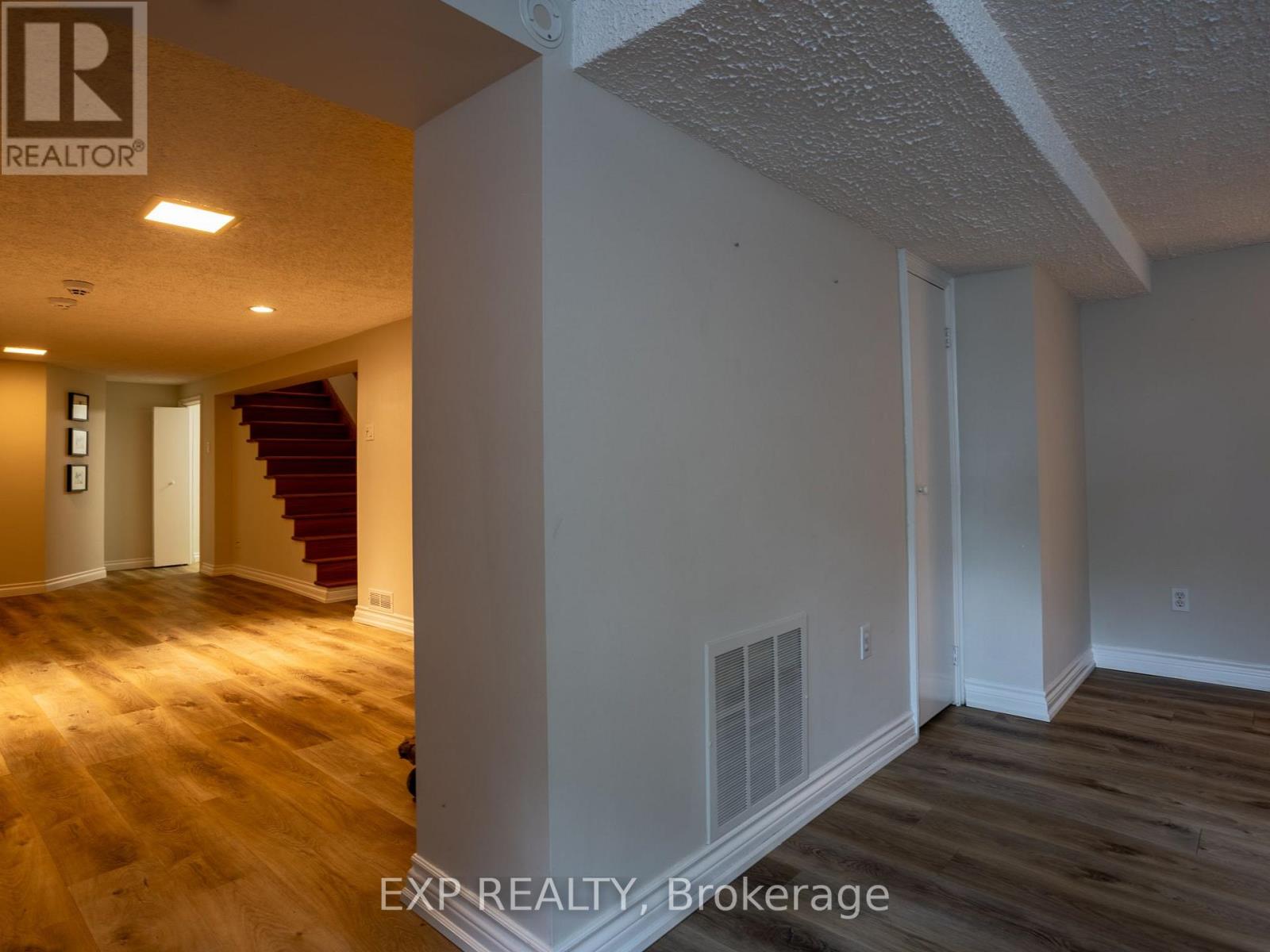 327 ANGELENE STREET - 12
