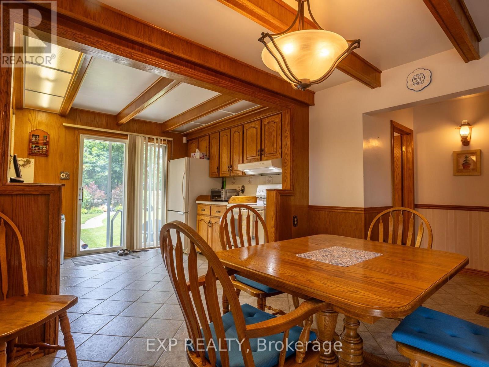 327 ANGELENE STREET - 4