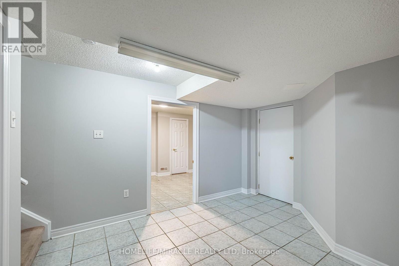 72 LOCKWOOD ROAD - 41