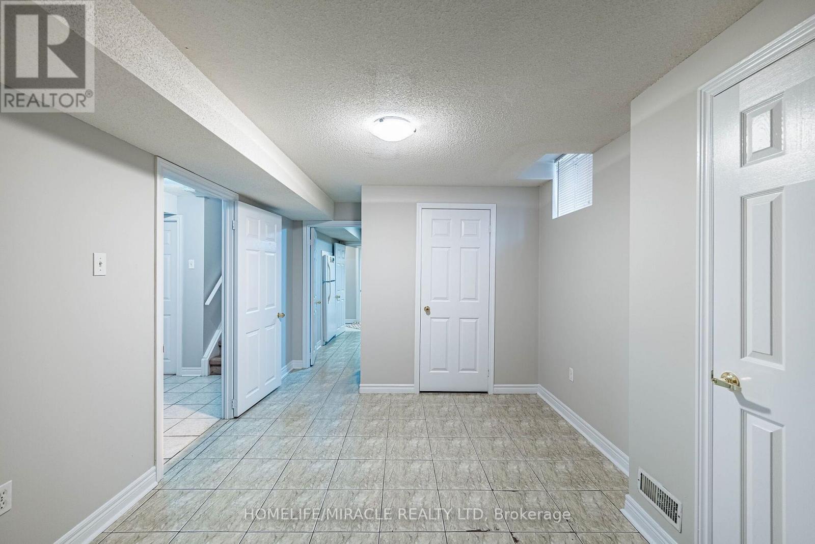72 LOCKWOOD ROAD - 43