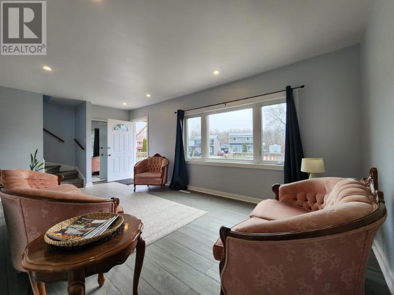 5 Crutchfield AVE - 5