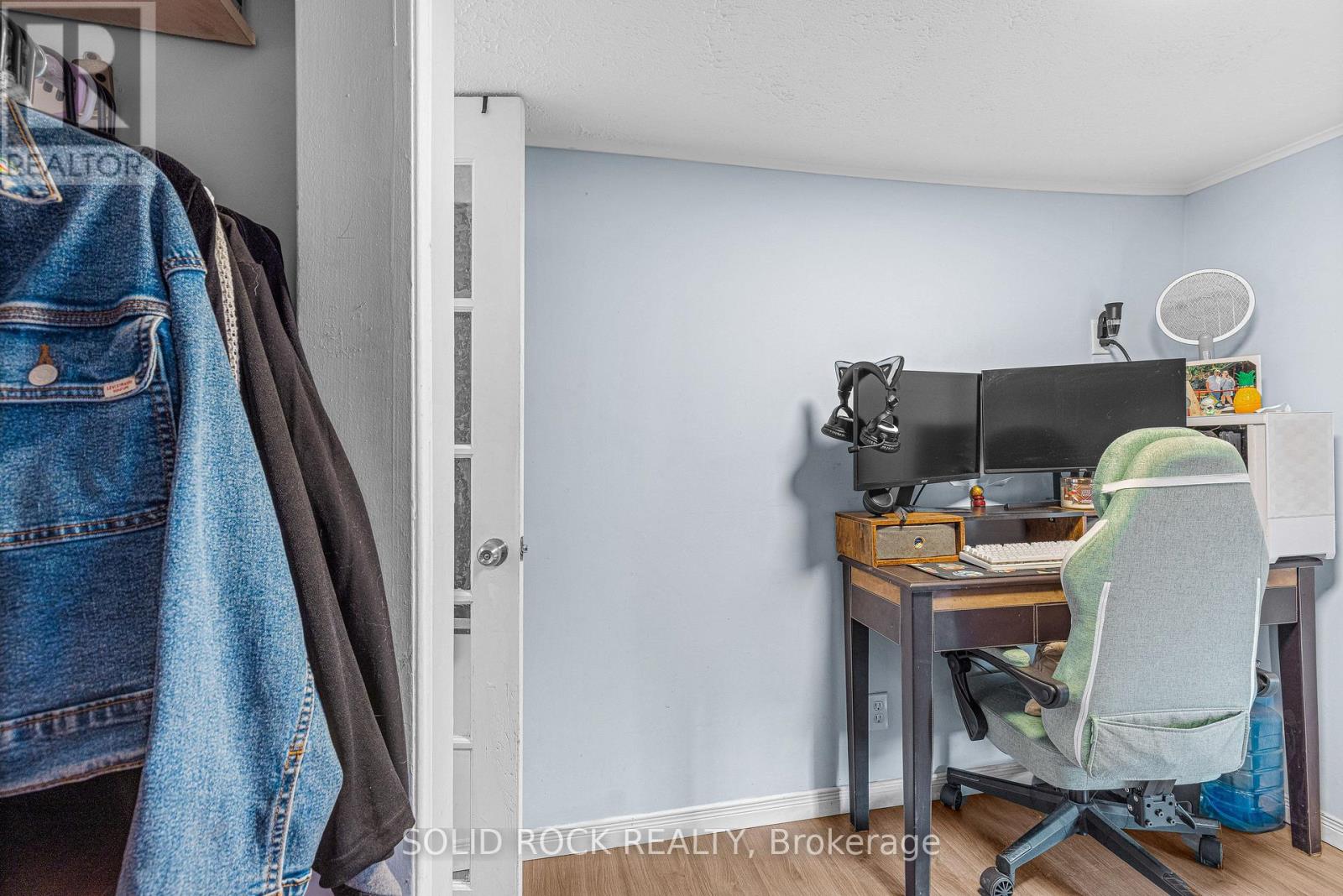 3022 JOHN STREET - 34