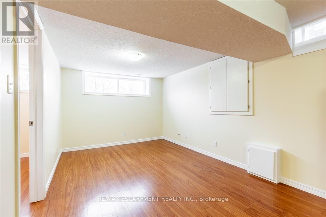 16 GARROW DRIVE - 17