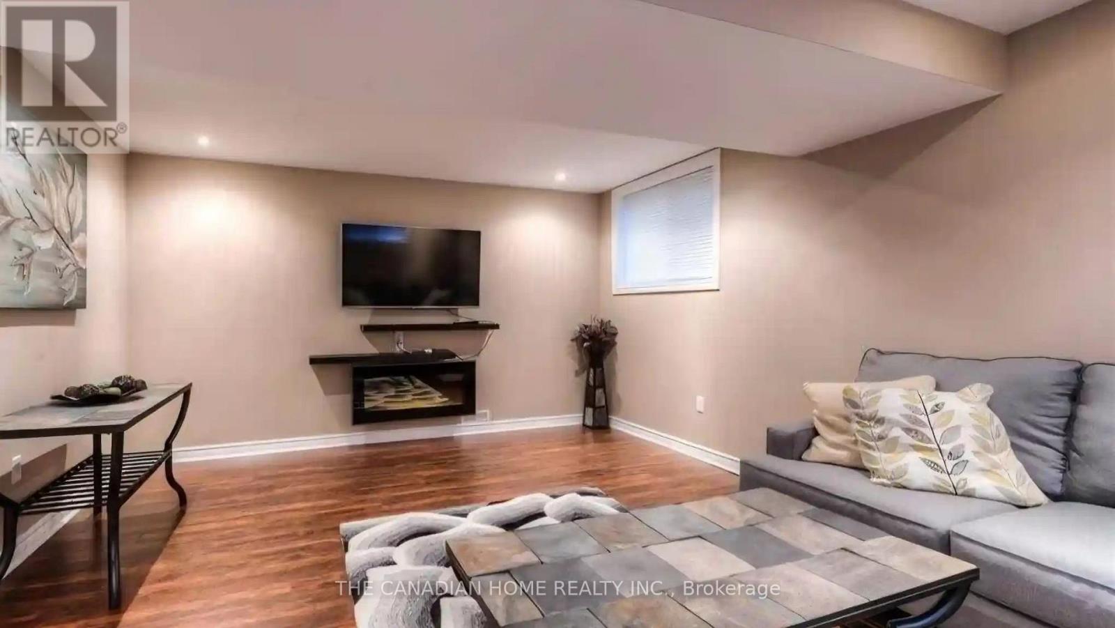 85 - 105 PINNACLE DRIVE — photo 3