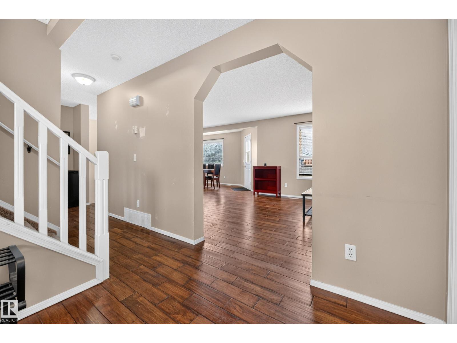 21 CROCUS WY, Clarkdale Meadows, Sherwood Park photo 5