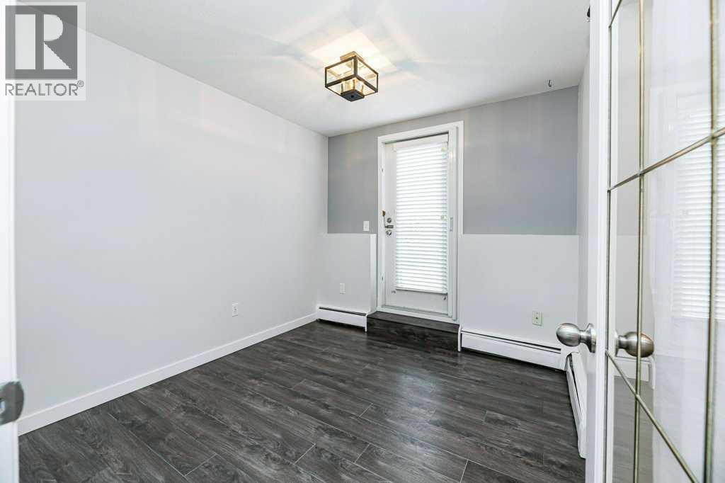 #16 7 Stanton Street - 13